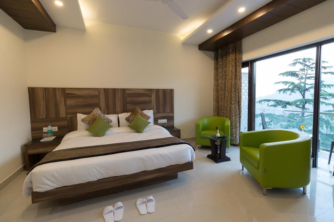 Hotel Seven Oaks Dehradun Extérieur photo